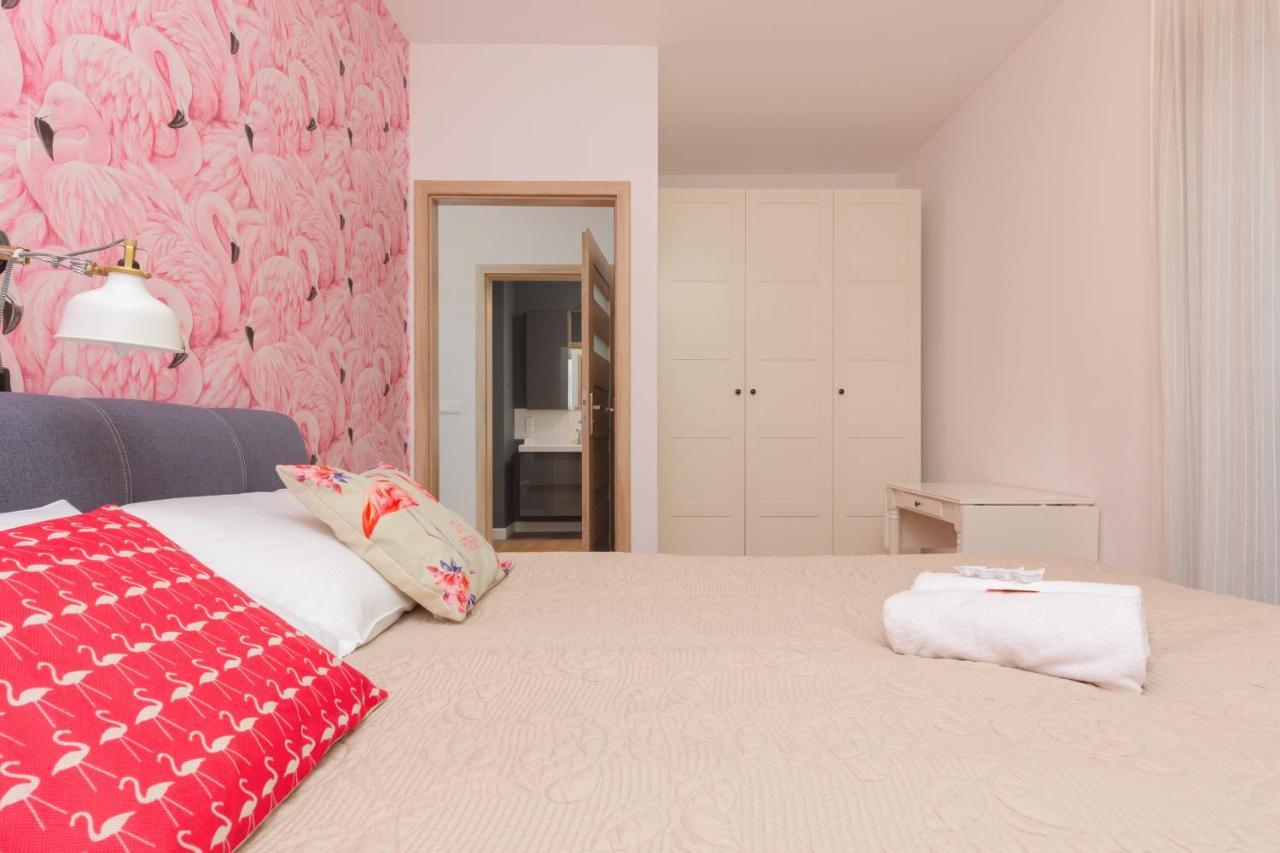 Active By Renters Apartment *