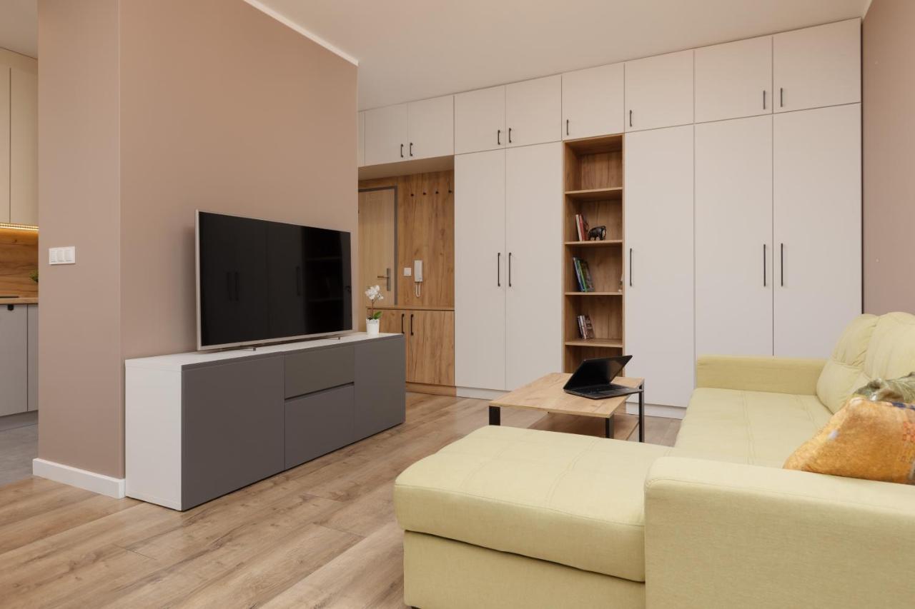 Apartment Active By Renters Warsaw