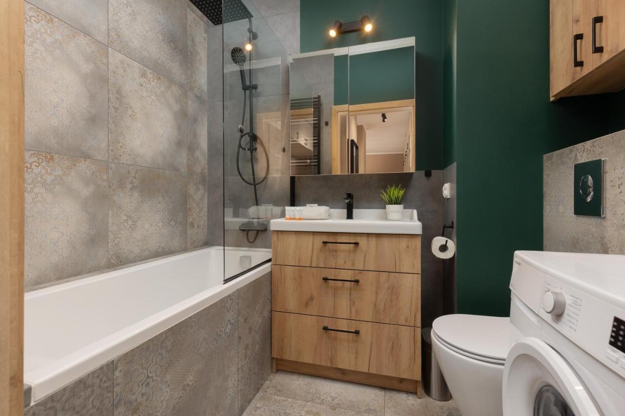 Active By Renters * Warsaw